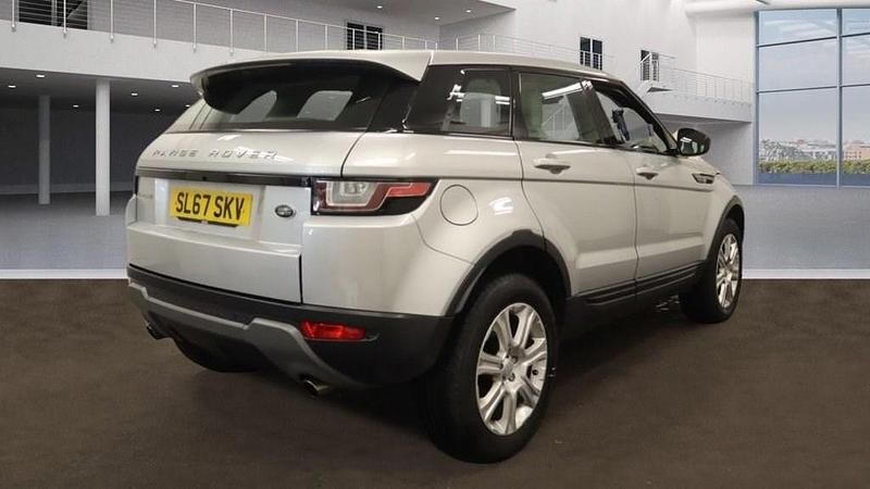 Used Land Rover Range Rover evoque SE 180 HP (132 kW) 2017 Silver SUV