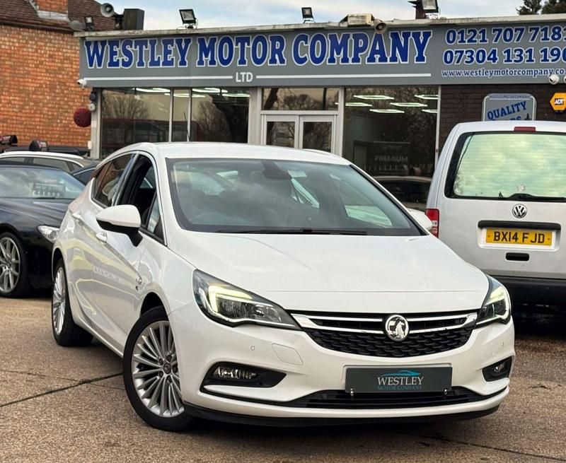 Used Vauxhall Astra Elite 2016 White Hatchback