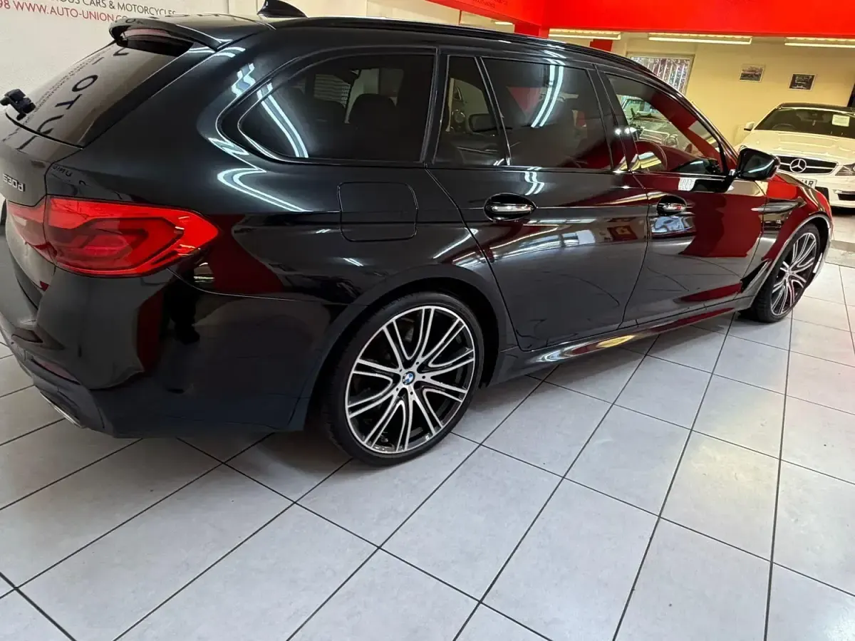 Used BMW 530 M Sport 265 HP (194 kW) 2017 Black Estate
