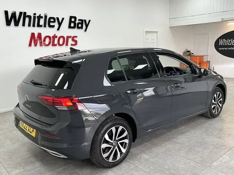 Used VW Golf VIII Active 108 HP (79 kW) 2022 Grey Hatchback