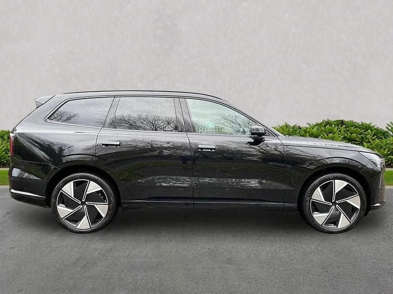 Used Volvo EX90 Performance 380 kW (517 HP) 2025 Black SUV