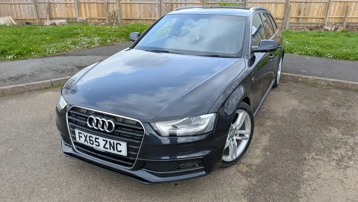 Used Audi A4 S-Line 150 HP (110 kW) 2015 Blue Estate