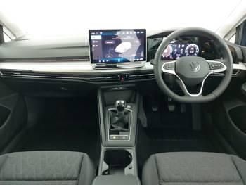 New VW Golf VIII Match 150 HP (110 kW) 2025 Blue Hatchback
