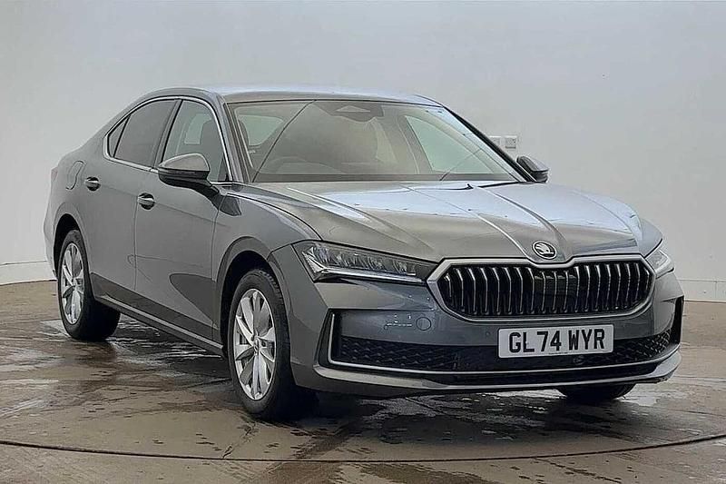 Graphite grey metallic Used 2024 Skoda Superb SE Technology Hatchback | £23,895 (Fair price) - Image 1/4