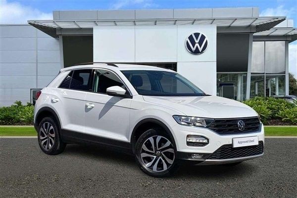 White Used 2021 VW T-Roc Active SUV | £15,899 (Fair price) - Image 1/4