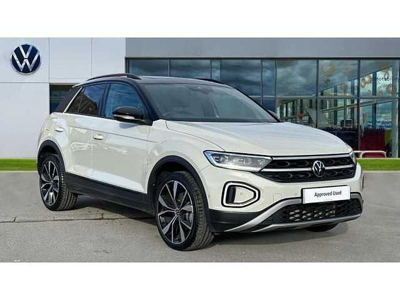 Used VW T-Roc Design 150 HP (110 kW) 2025 Ascot grey black SUV