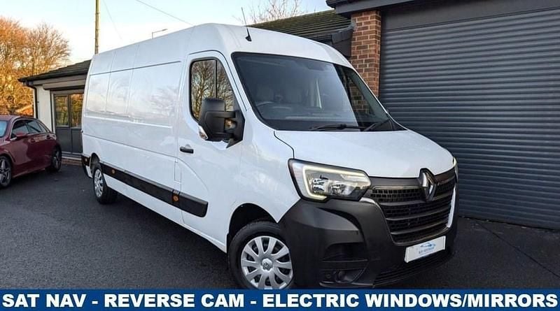 White Used 2021 Renault Master Business Van | £11,990 (Fair price) - Image 1/2