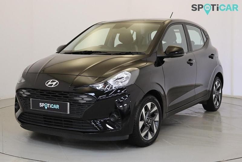 Używany Hyundai i10 Advanced 66 KM (48 kW) 2023 Czarny Hatchback