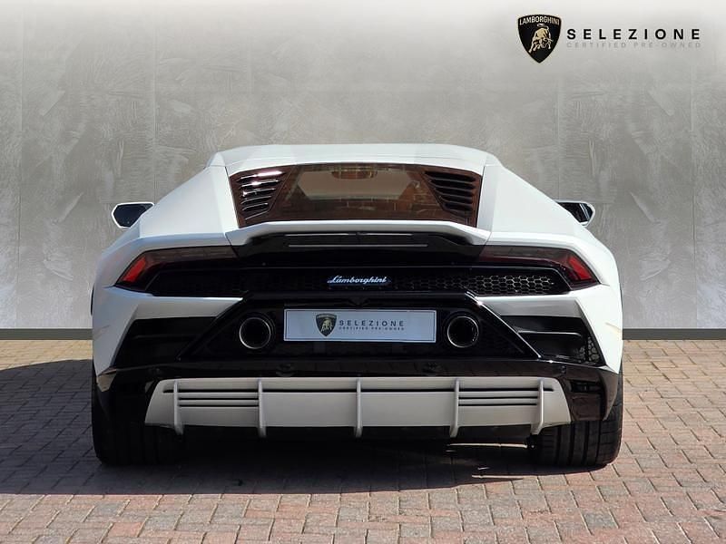 Used Lamborghini Huracán 640 HP (470 kW) 2019 White Coupe