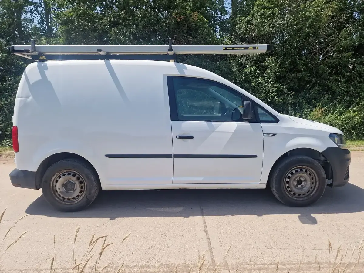 Used VW Caddy Startline 75 HP (55 kW) 2016 White MPV