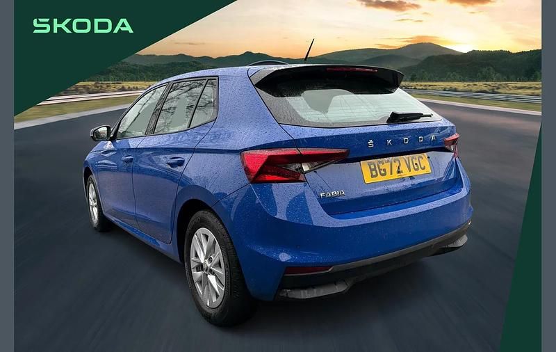 Used Skoda Fabia Comfort 94 HP (69 kW) 2022 Blue Hatchback