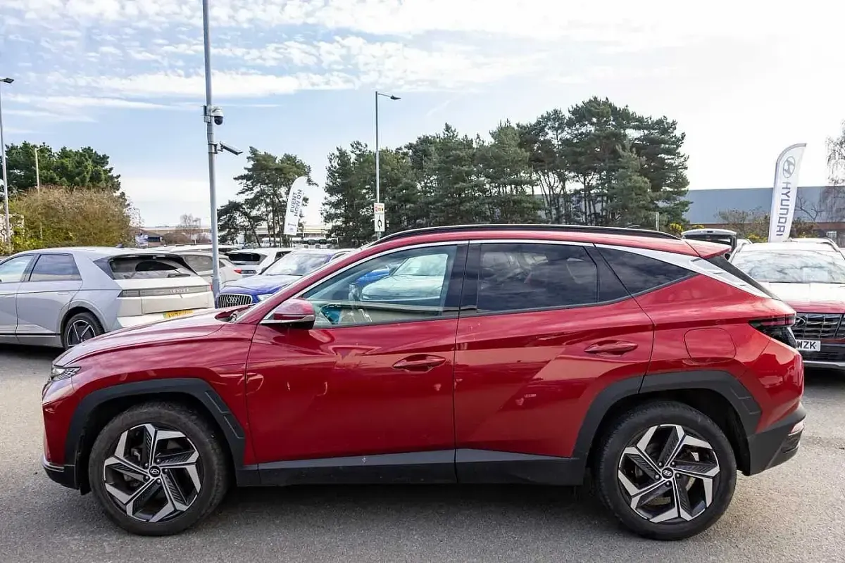 Second-hand Hyundai Tucson Ultimate 230 CP (169 kW) 2022 Roșu SUV