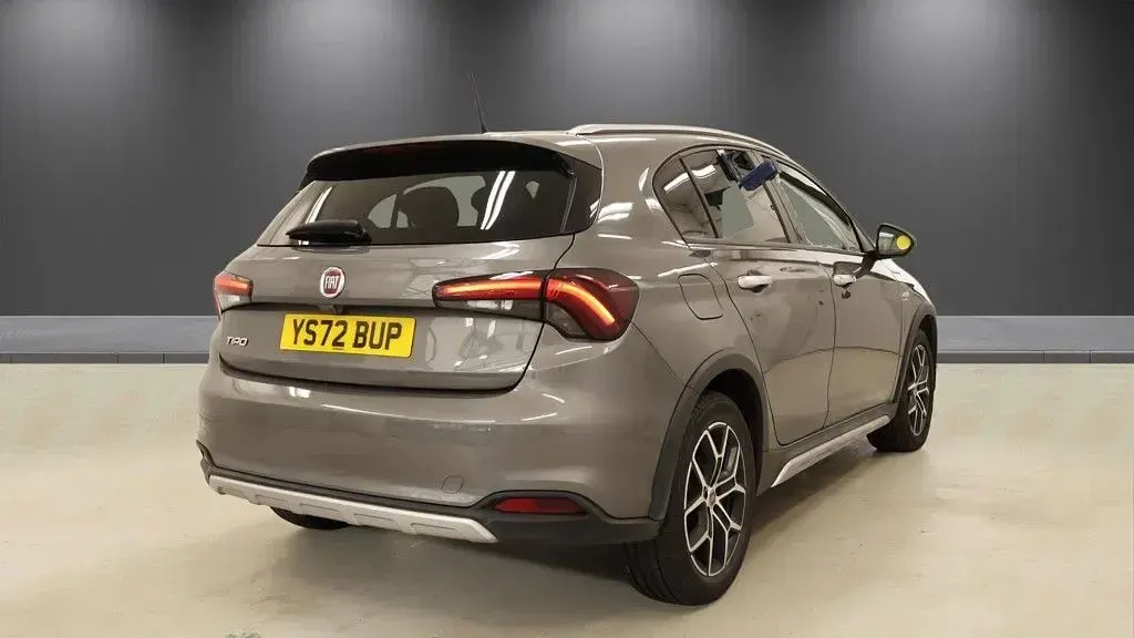 Used Fiat Tipo Red 100 HP (73 kW) 2022 Grey Hatchback
