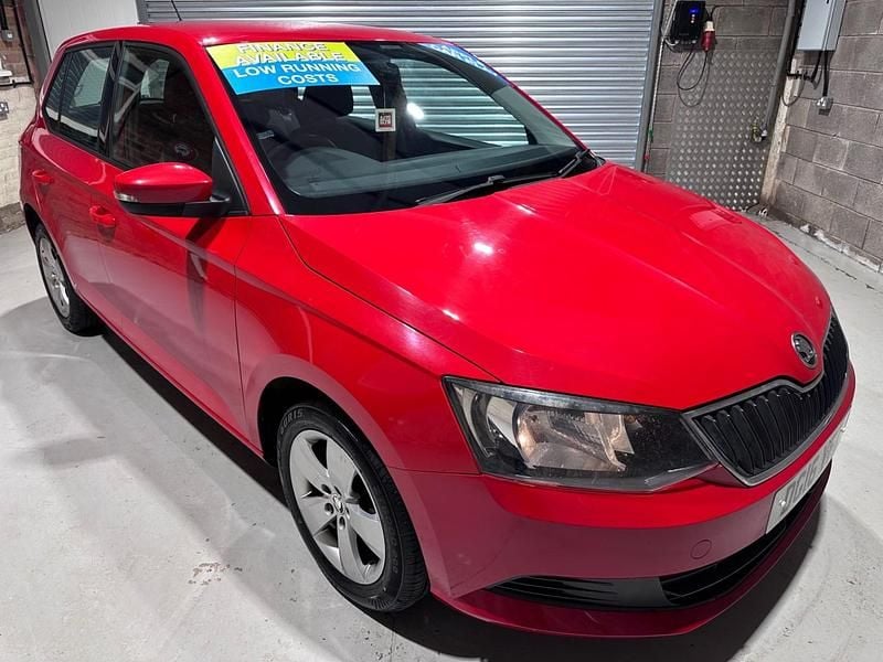 Used Skoda Fabia SE 90 HP (66 kW) 2016 Red Hatchback