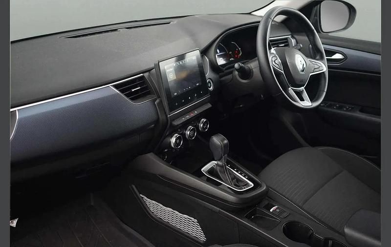 Used Renault Arkana Evolution 145 HP (106 kW) 2023 Grey SUV