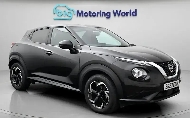 Usado Nissan Juke N-Connecta 114 HP (83 kW) 2023 SUV
