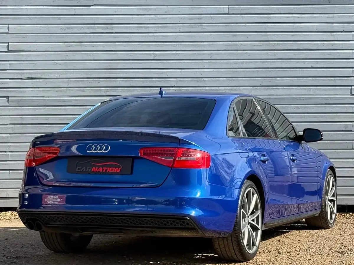 Used Audi A4 Black Edition 150 HP (110 kW) 2015 Blue Sedan