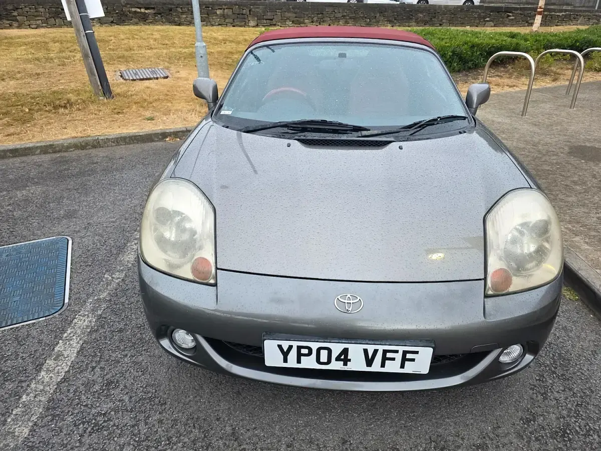 Used Toyota MR2 140 HP (102 kW) 2004 Grey Cabriolet