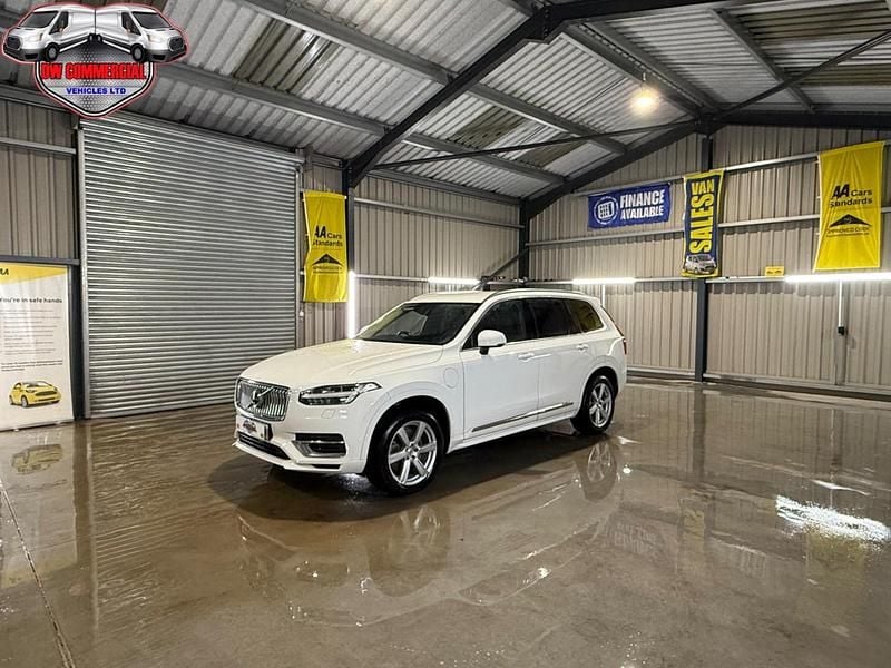 Used Volvo XC90 Momentum 390 HP (286 kW) 2021 White SUV