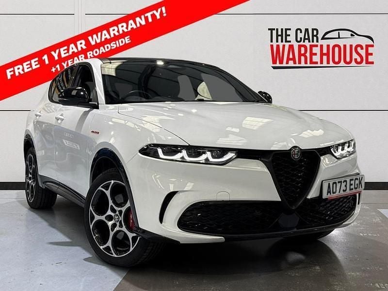 White Used 2024 Alfa Romeo Tonale Veloce SUV | £29,750 (A bit pricey) - Image 1/4
