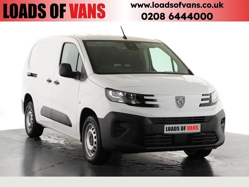 White New 2024 Peugeot Partner S MPV | £15,990 (Fair price) - Image 1/4