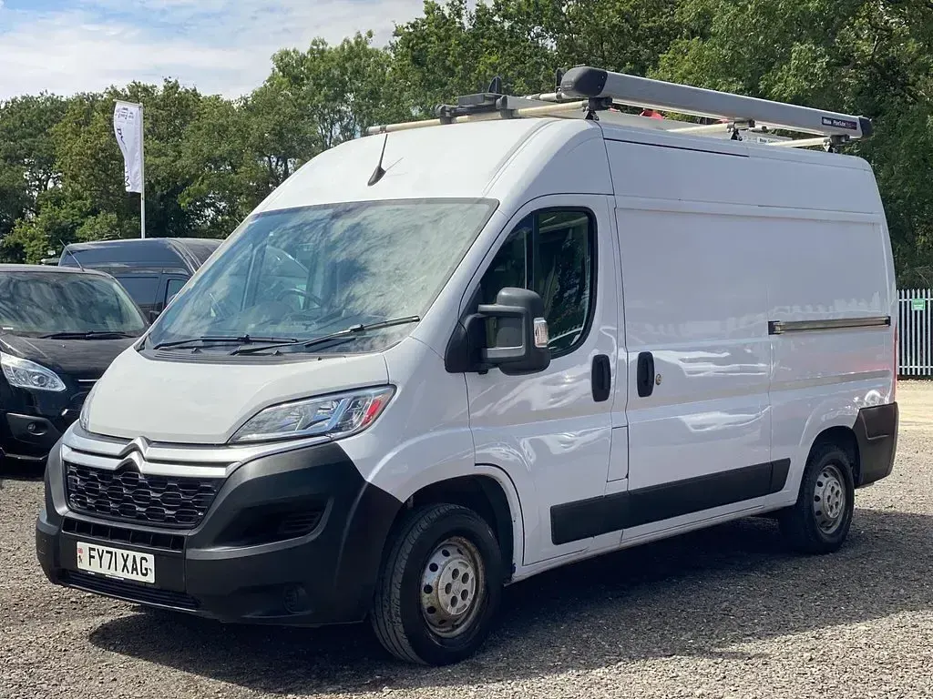 Used Citroën Relay 140 HP (102 kW) 2021 White Van