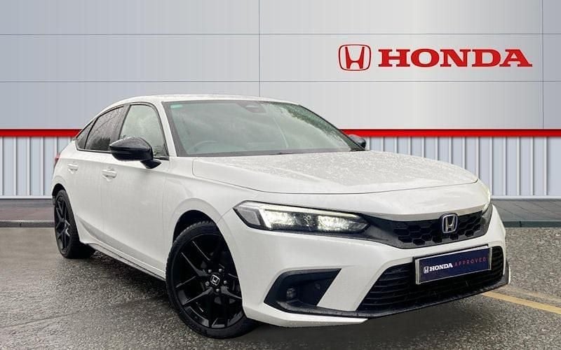 Used 2025 Honda Civic Sport Hatchback | £23,120 (Super price) - Image 1/4