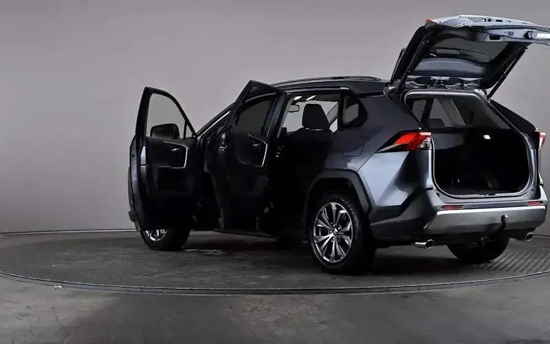 Used Toyota RAV4 Hybrid Design 222 HP (163 kW) 2023 Grey SUV