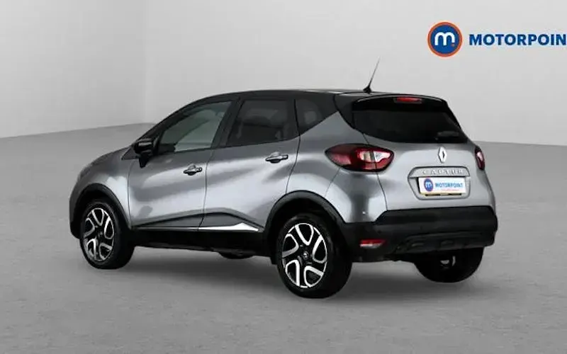 Begagnad Renault Captur Iconic 131 HK (96 kW) 2019 Grå SUV