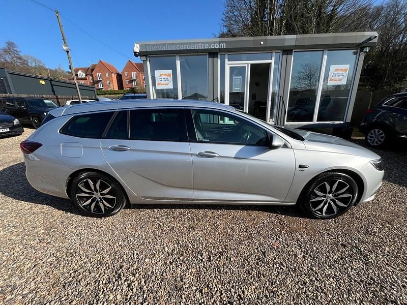 Used Vauxhall Insignia Elite 170 HP (125 kW) 2018 Silver Estate