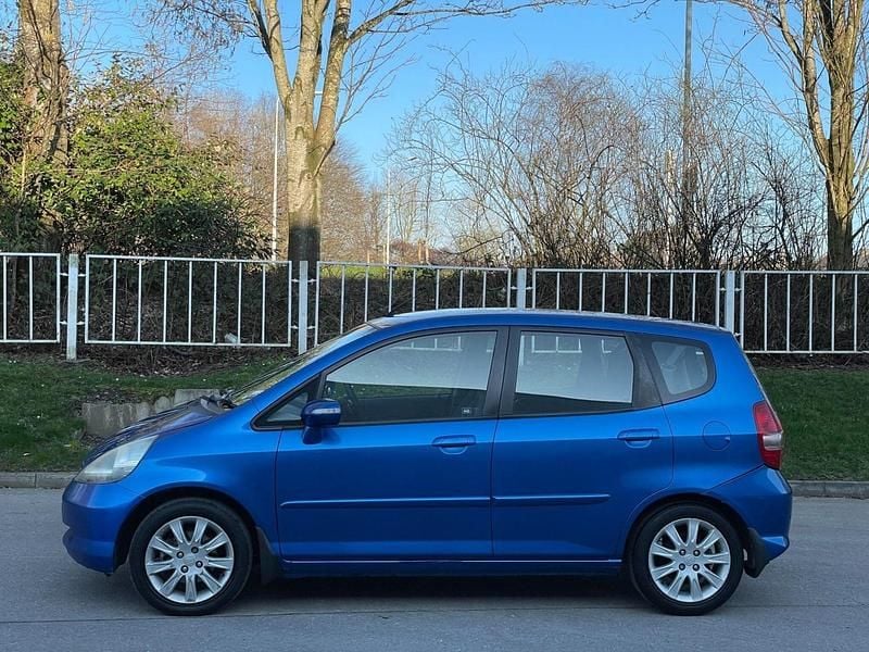Used Honda Jazz SE 82 HP (60 kW) 2007 Blue Hatchback