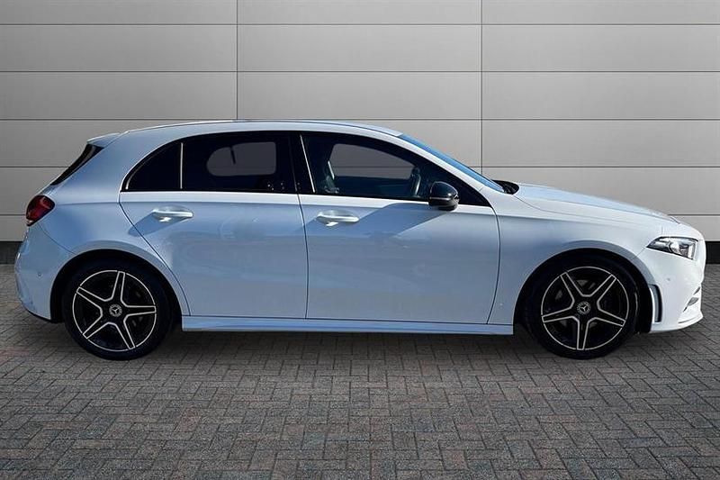 Used Mercedes A200 Executive 163 HP (119 kW) 2023 Moonstone white Hatchback