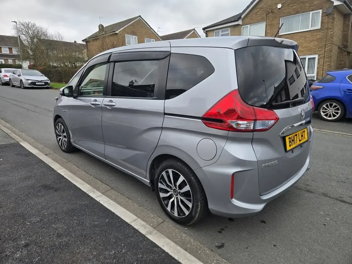 Used Honda Jazz Hybrid 2023 Blue Hatchback