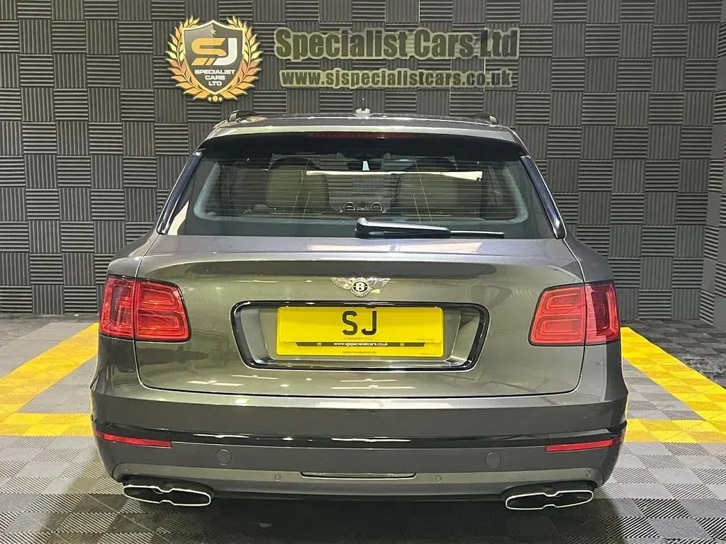 Used Bentley Bentayga 2019 Grey SUV