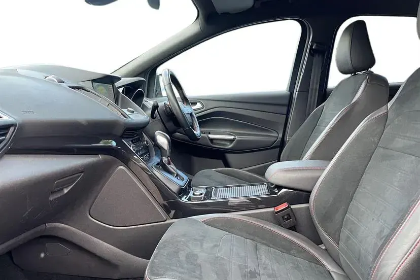 Used Ford Kuga ST-Line 120 HP (88 kW) 2019 Black SUV