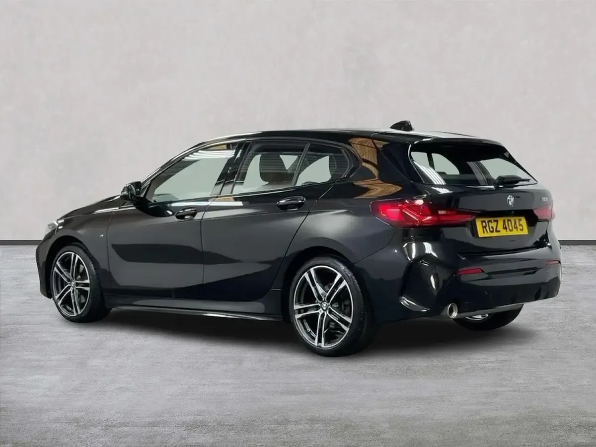 Used BMW 118 M Sport 140 HP (102 kW) 2020 Black Hatchback