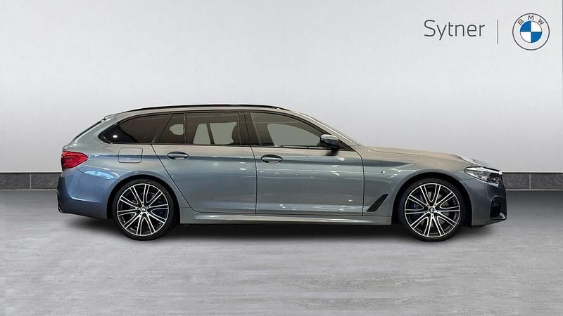 Used BMW 540 M Sport 335 HP (246 kW) 2018 Blue Estate