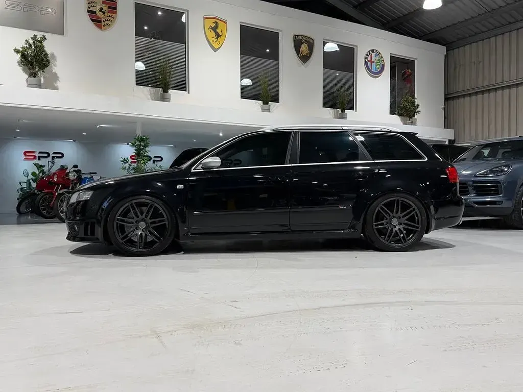 Used Audi RS4 Performance 415 HP (305 kW) 2007 Black Estate