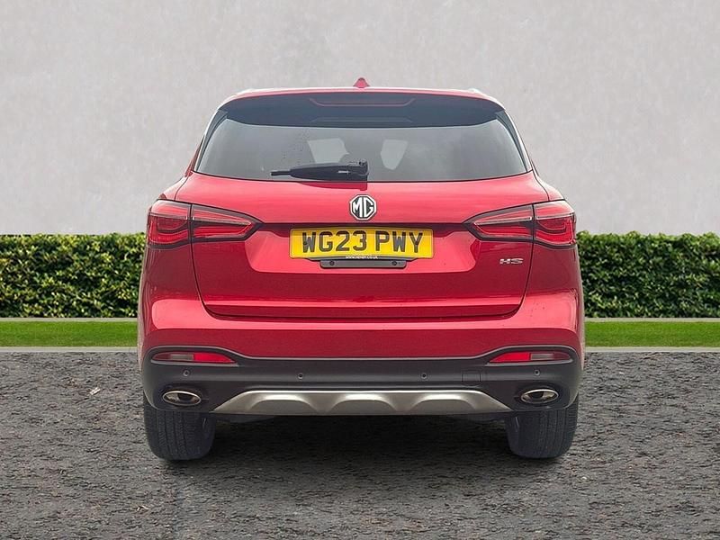 Used MG HS Exclusive 162 HP (119 kW) 2023 Red SUV
