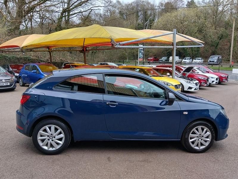 Begagnad Seat Ibiza SOL 2016 Blå Halvkombi