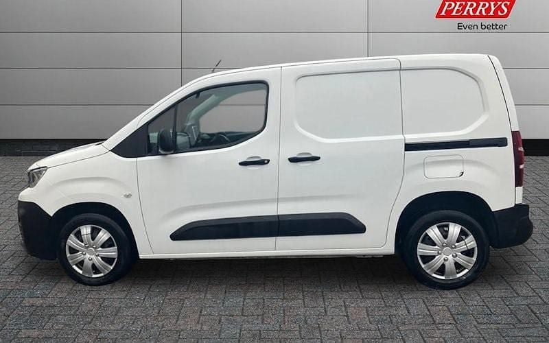 Used Peugeot Partner 102 HP (75 kW) 2021 MPV