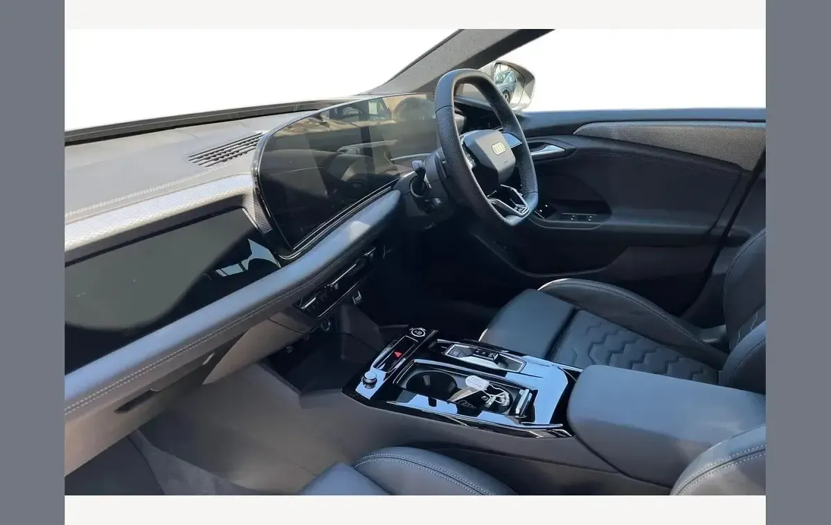 Used Audi A6 e-tron S-Line 269 kW (367 HP) 2025 Grey Estate