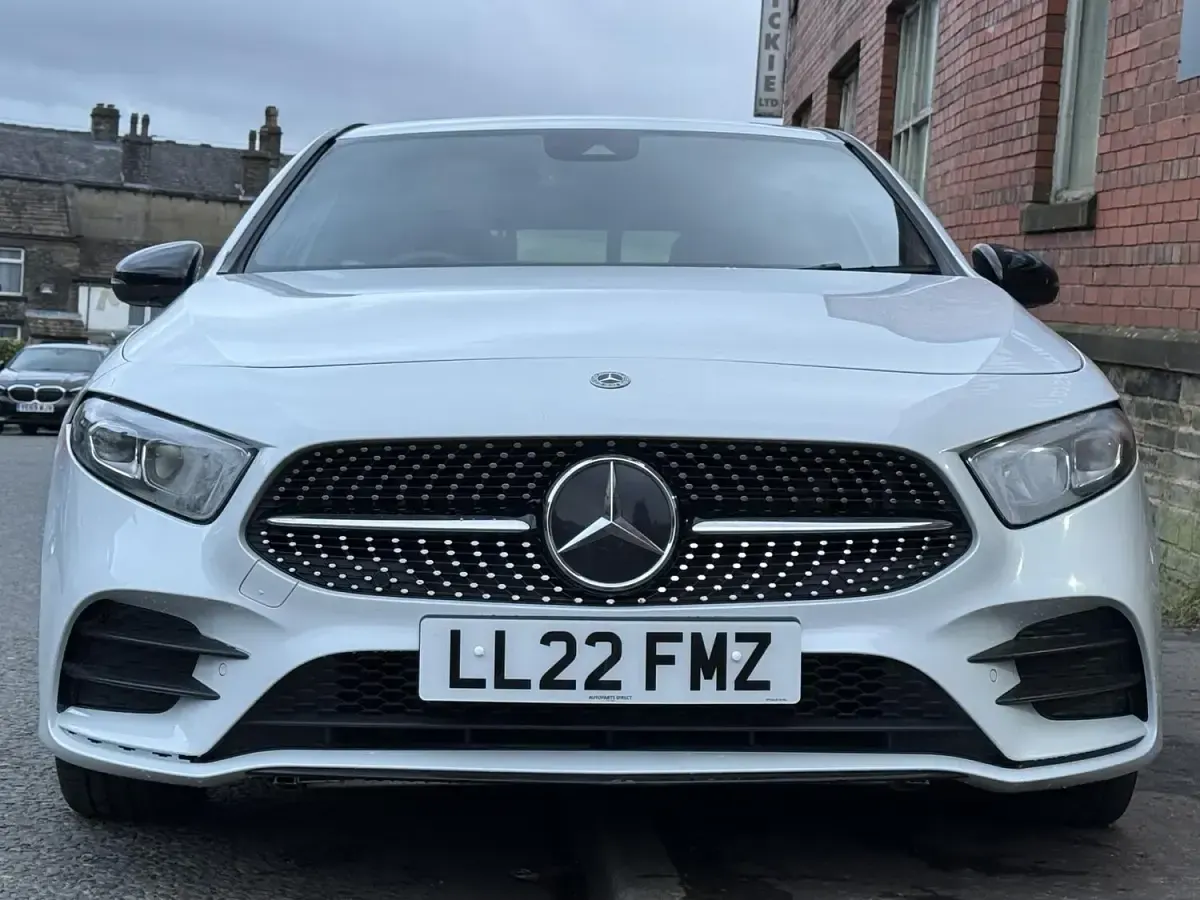 Used Mercedes A200 Executive 163 HP (119 kW) 2022 White Hatchback