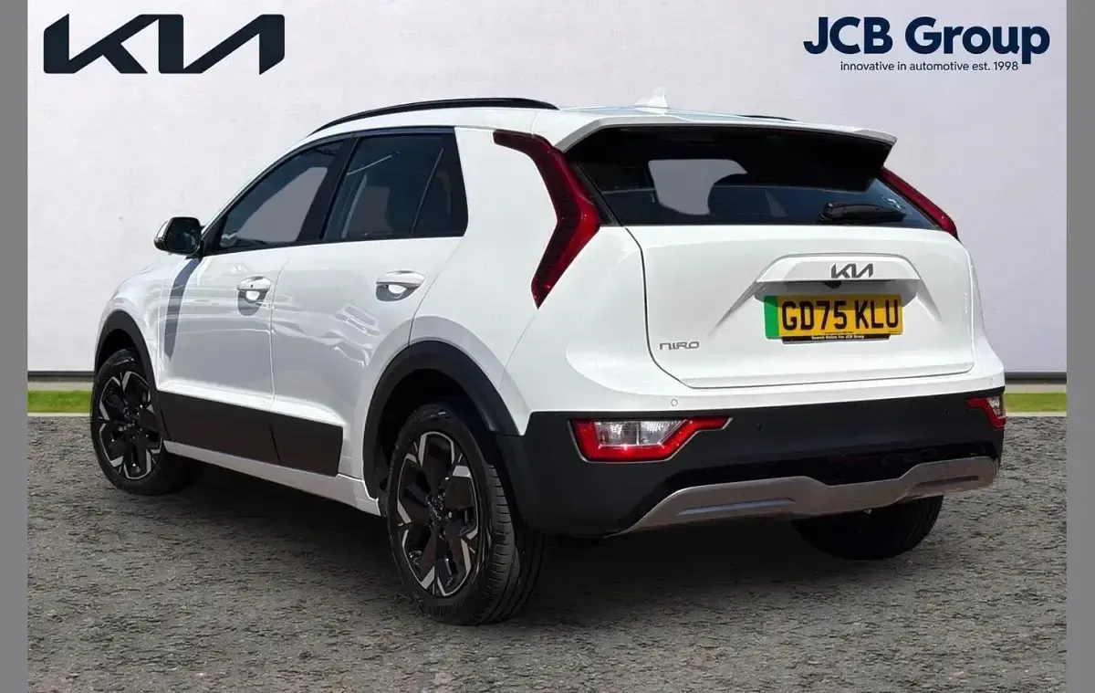 Used Kia e-Niro 150 kW (204 HP) 2026 White SUV