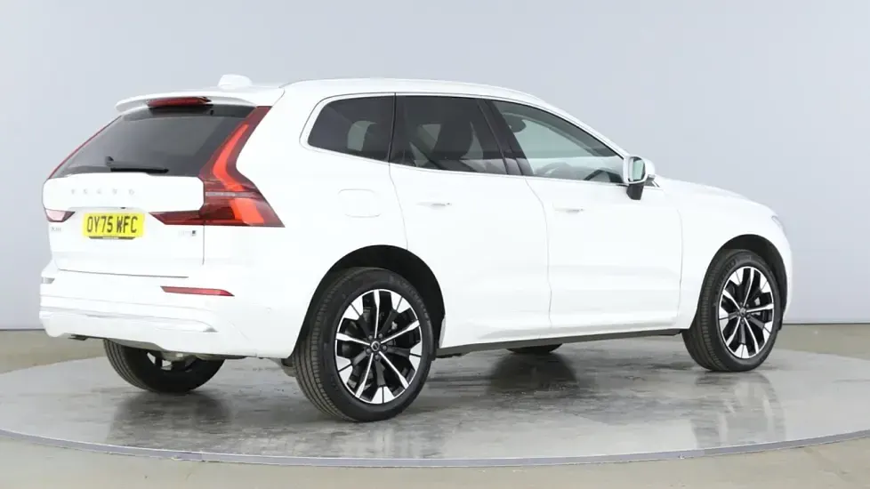 Used Volvo XC60 Ultra 250 HP (183 kW) 2025 White SUV