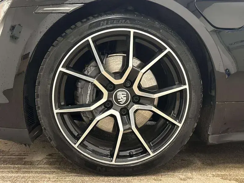 Used Porsche Taycan 300 kW (408 HP) 2023 Black Sedan