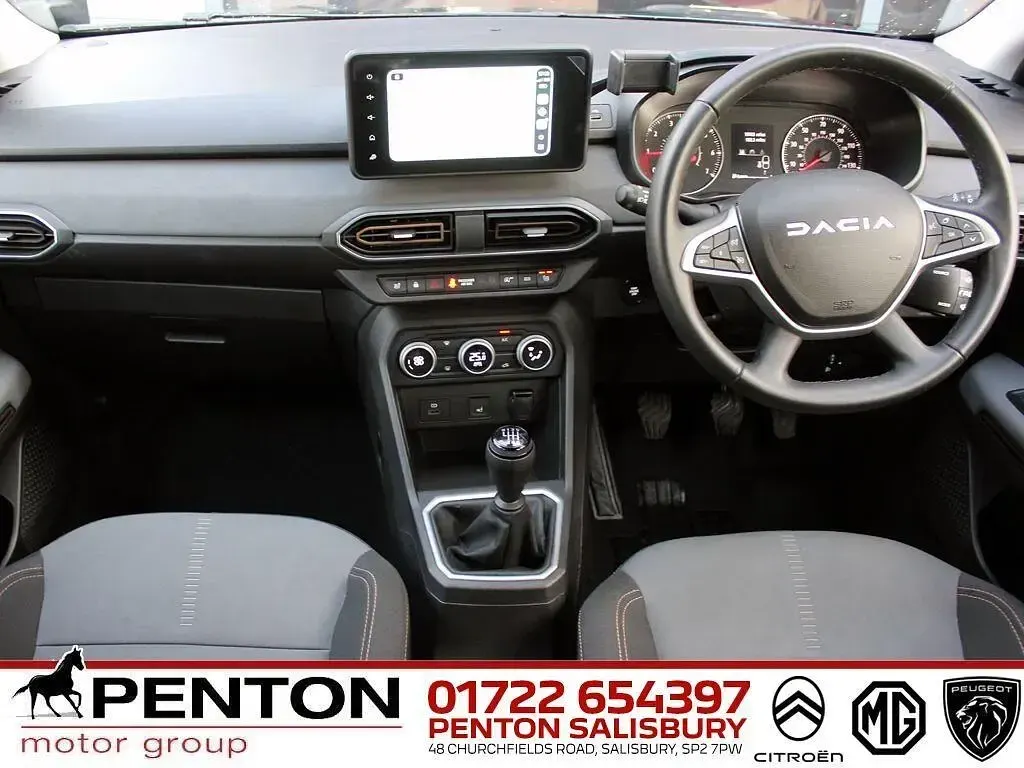 Used Dacia Sandero Extreme 100 HP (73 kW) 2023 Green Hatchback