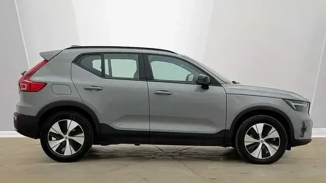 Used Volvo XC40 Plus 208 HP (152 kW) 2023 Grey SUV