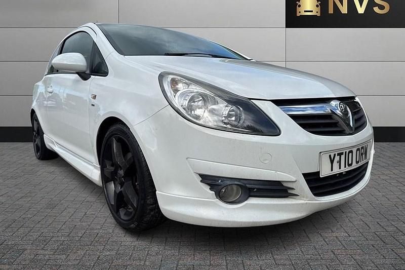 White Used 2010 Vauxhall Corsa SRi Hatchback | £1,695 (Fair price) - Image 1/1