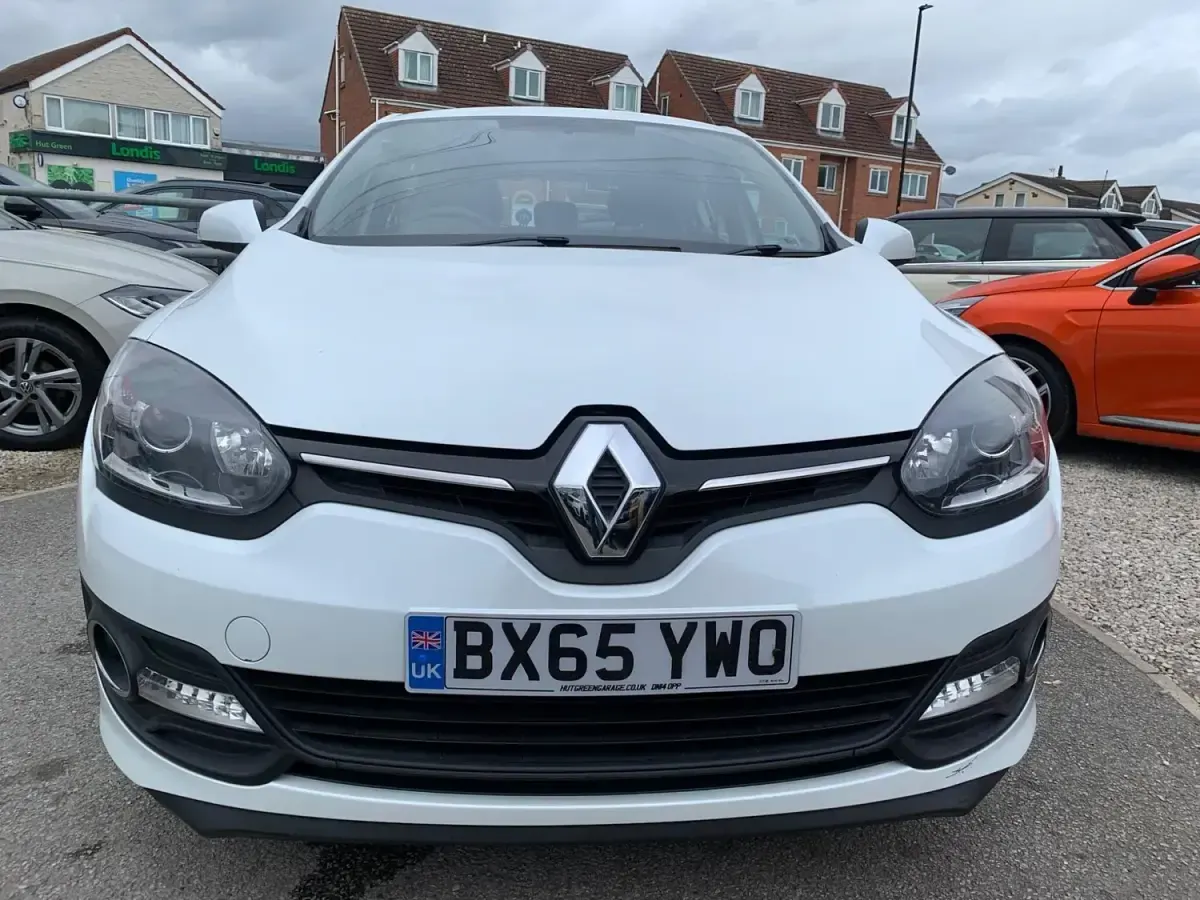 Używany Renault Mégane IV Expression+ 110 KM (80 kW) 2016 Biały Hatchback